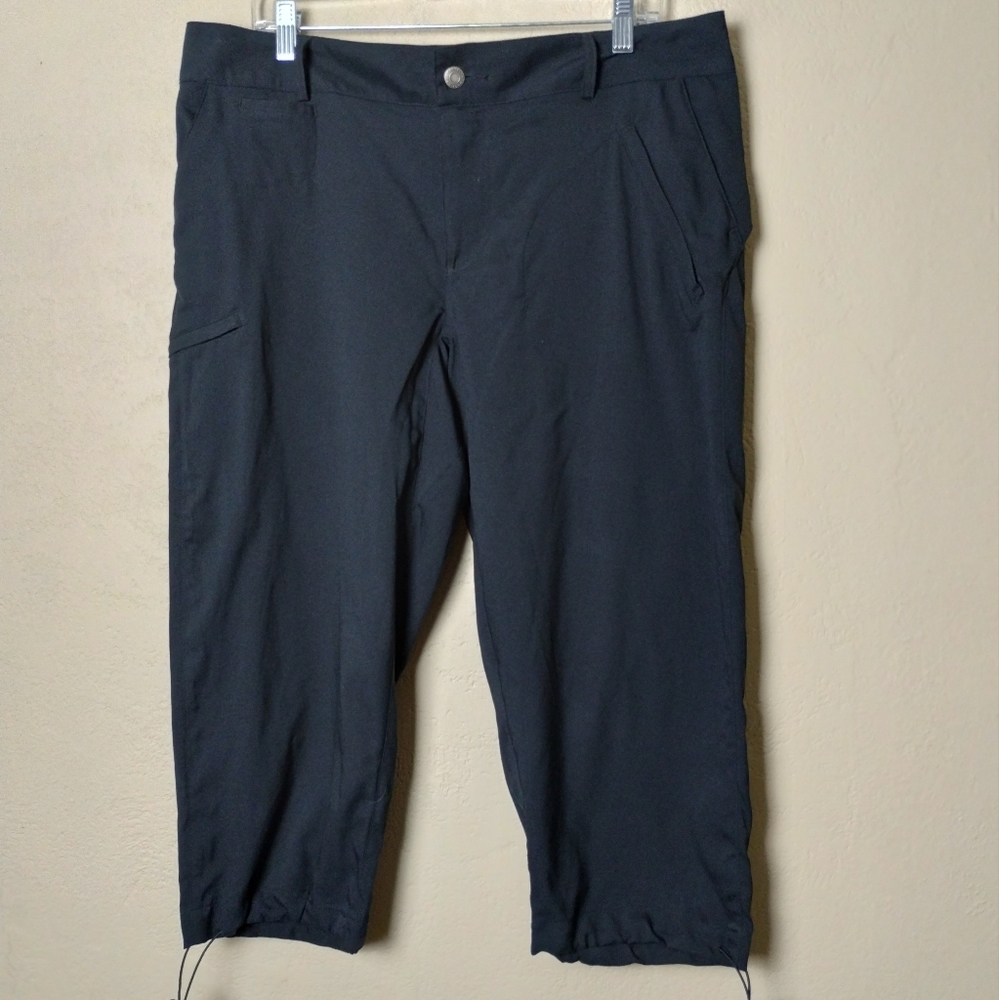 Magellan autdoors black‎ women  cropped pants size XL